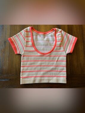 Aerie Women’s Scoop Neck Ribbed Stripe Crop Top - Cream & Coral Pink- size XS